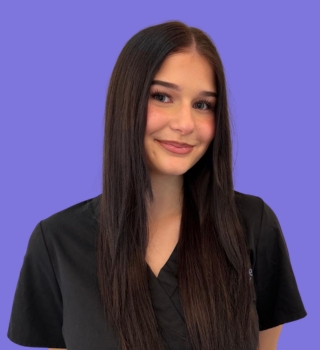 leona-hajdaraj-finest-smile-zahnarzt-zuerich.jpg